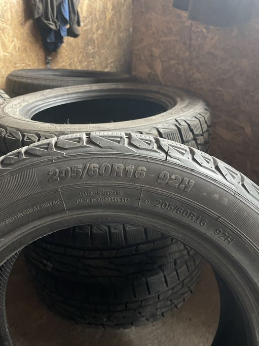 Продам шини зимові Premiorri ViaMaggiore Z Plus 206/60 R16