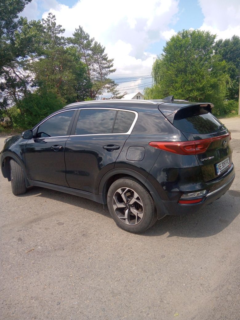 Продам автомобіль Kia Sportage 2021 р.