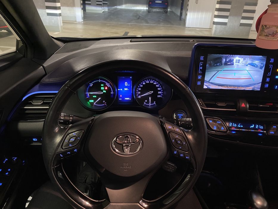 Toyota C-HR Hybryda + Benzyna