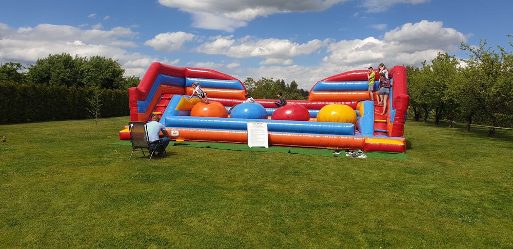 Zjeżdżalnia,Zamki,Dmuchańce-Wynajem-Imprezy, Dzień Dziecka,Wata-Nowość