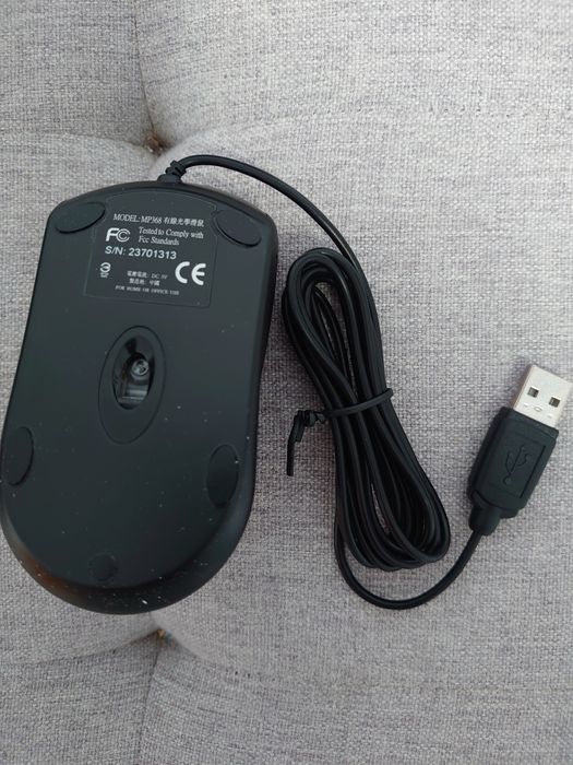 Rato Acer, com cabo, novo