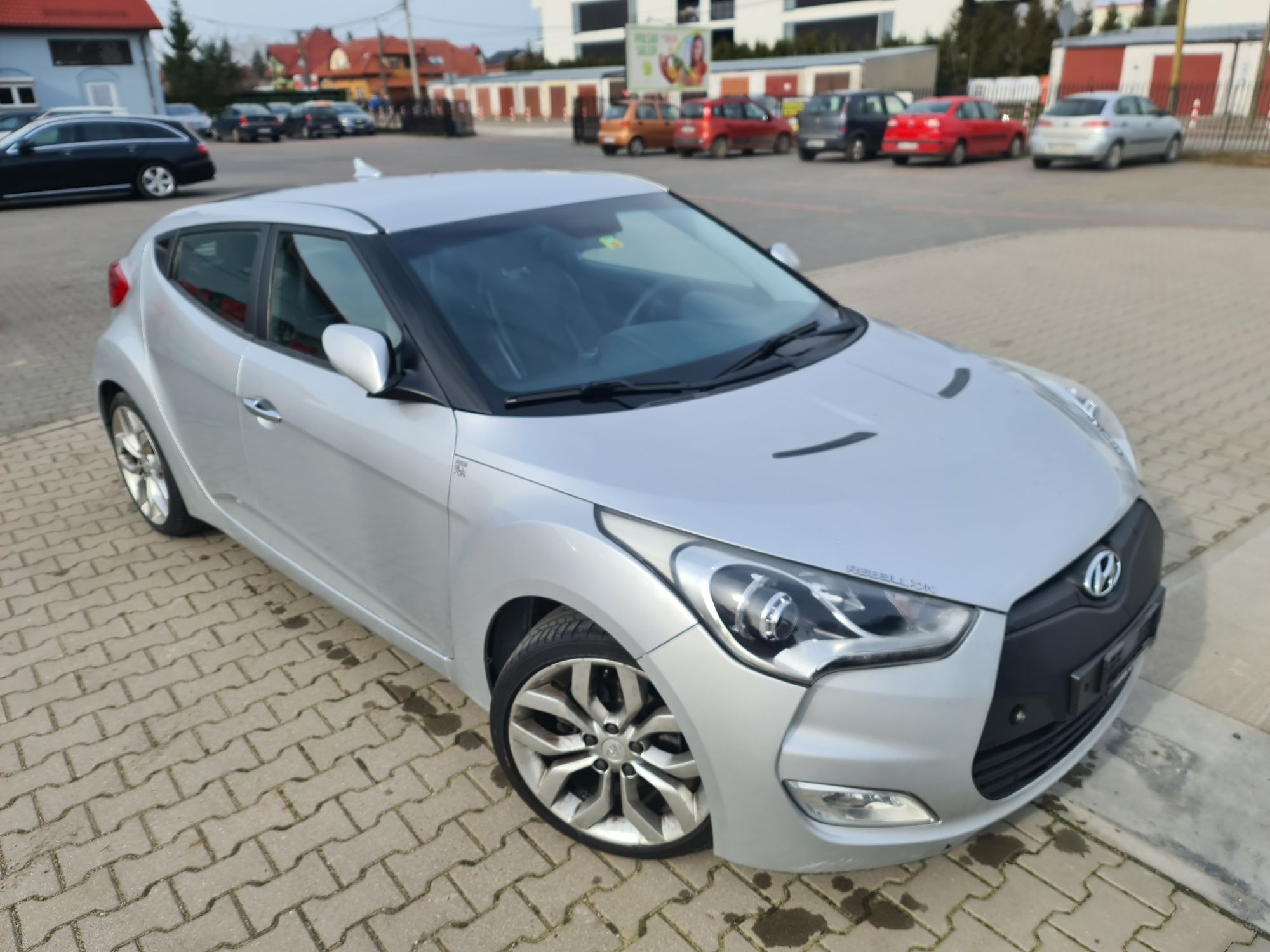 Hyundai Veloster. i 30. Szwajcar. 1.6 B. Mały przebieg