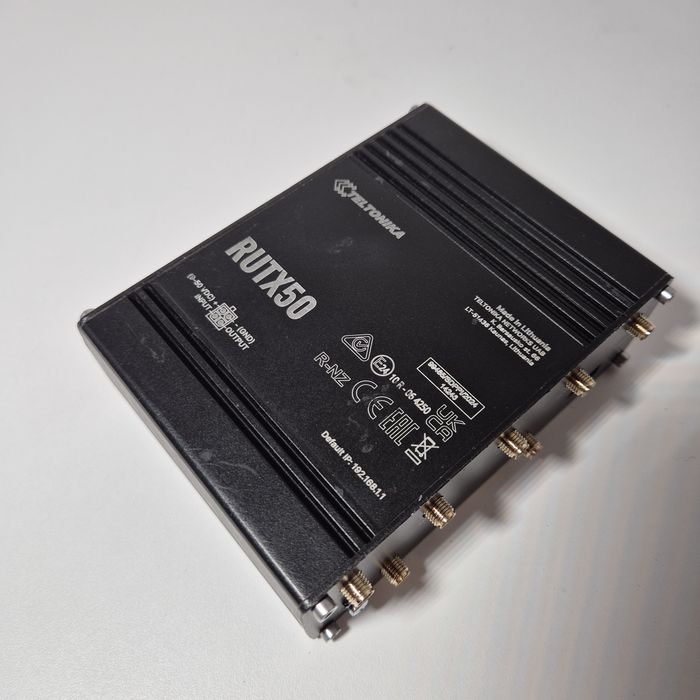Router przemysłowy Teltonika RUTX50