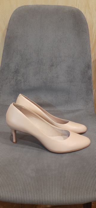 Туфлі-лодочки шкіряні Minelli, 41 р.