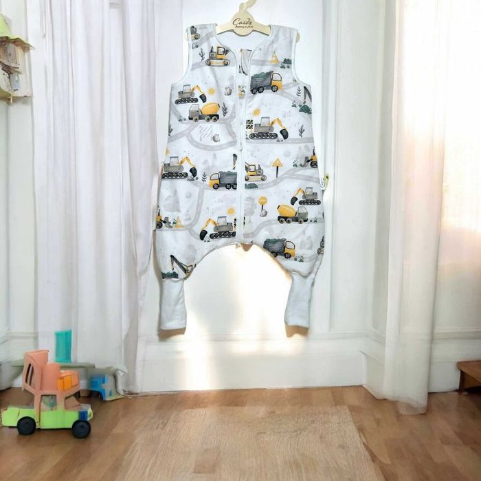 Śpiworek z nogawkami wywijane skarpety 1 tog r 98-104 w Budowa żółta