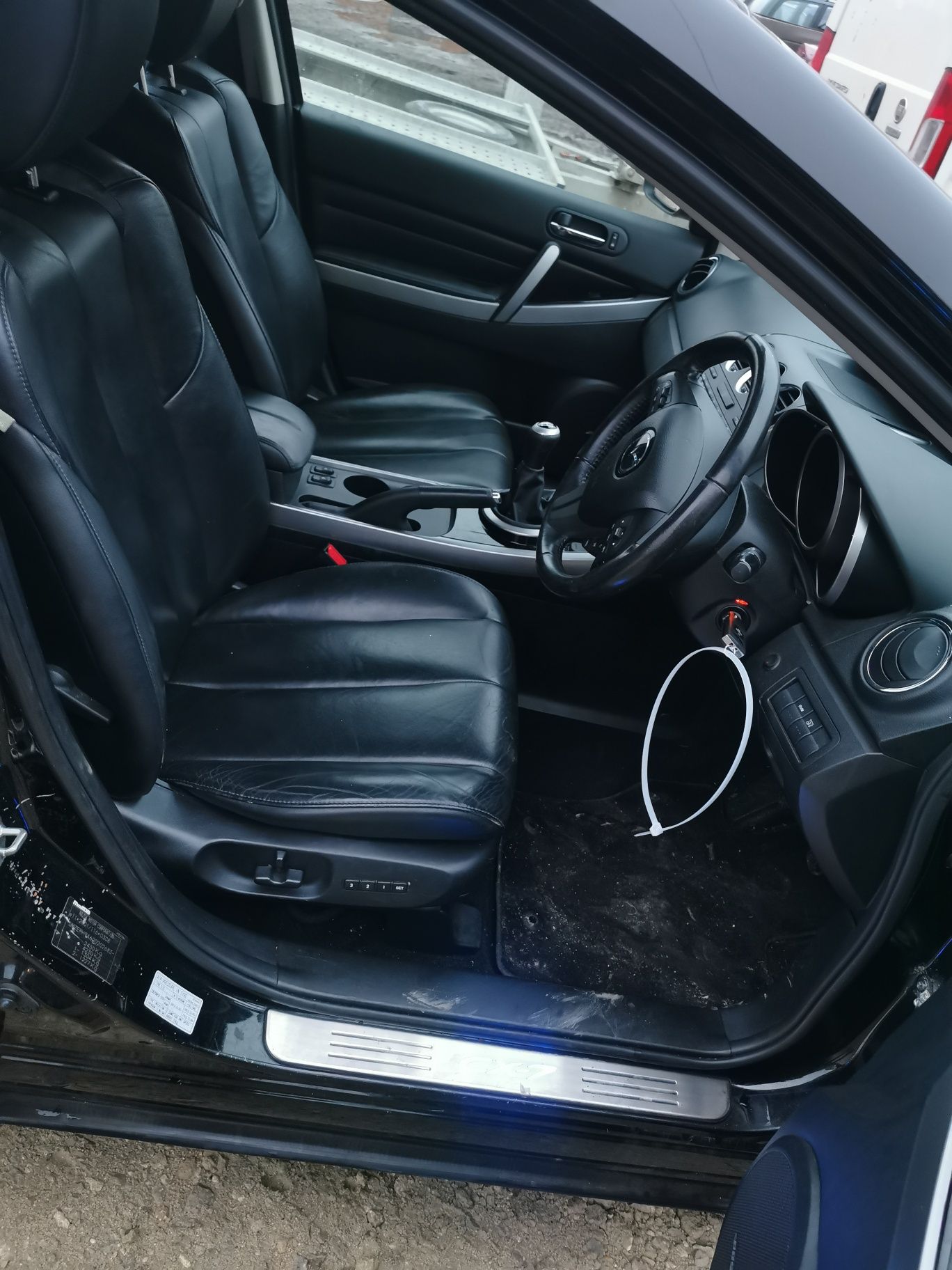 Розборка Mazda CX-7 sport 2.2 diesel