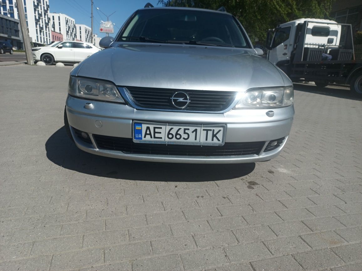 Opel Vectra b 2.2 DTI