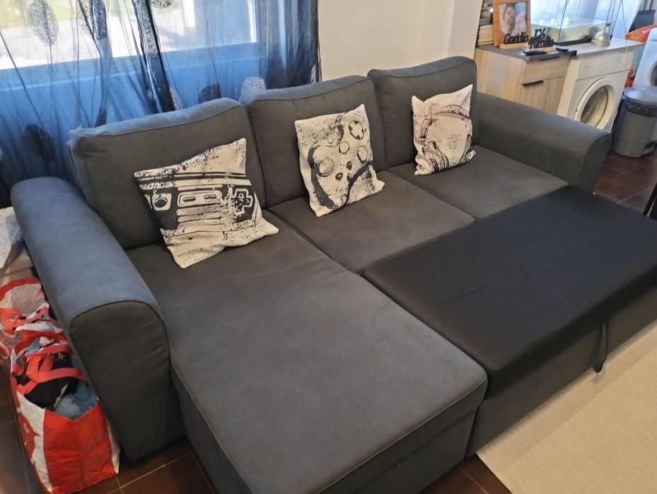 Sofá cama chaise-longue com arrumação semi novo