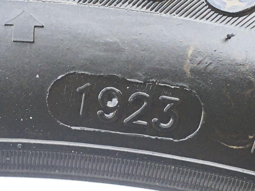 Felgi aluminiowe 16 z oponami zimowymi