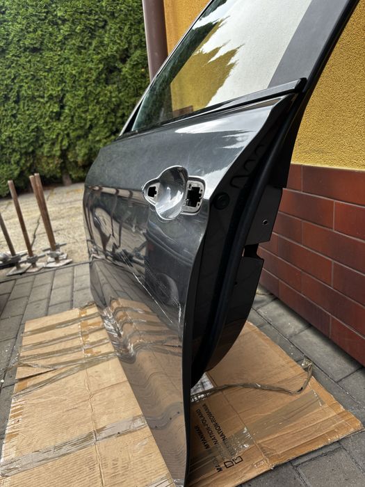 Drzwi przód lewy BMW F30/31 B39