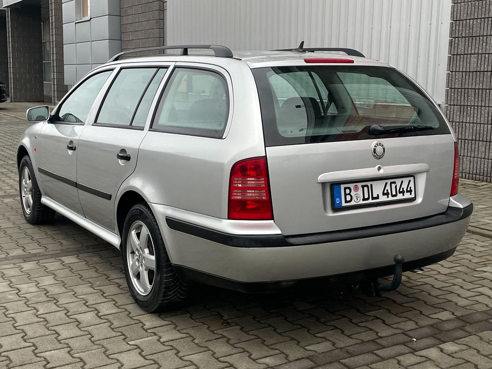 Skoda Octavia 1 , 1.6 MPi,Klasyk, Bezwypadkowy, Maly Przebieg, Klima