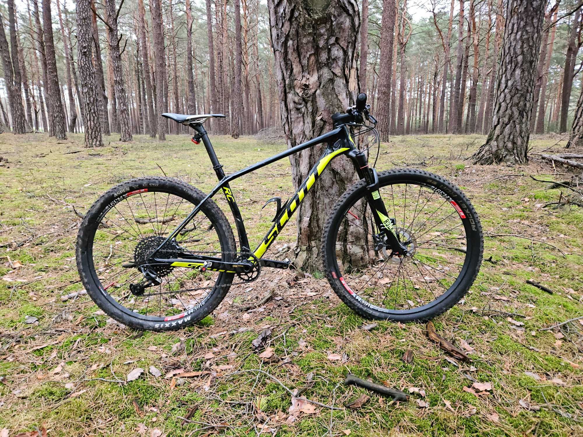 Scott scale 900  2018r