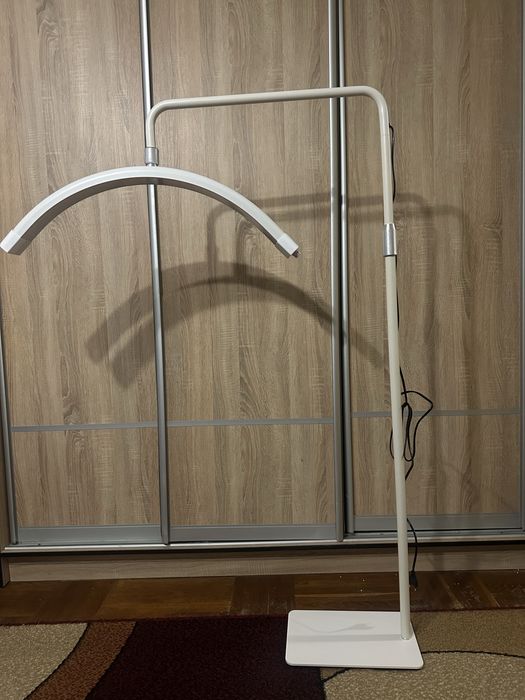 Продам безтінтову лампу