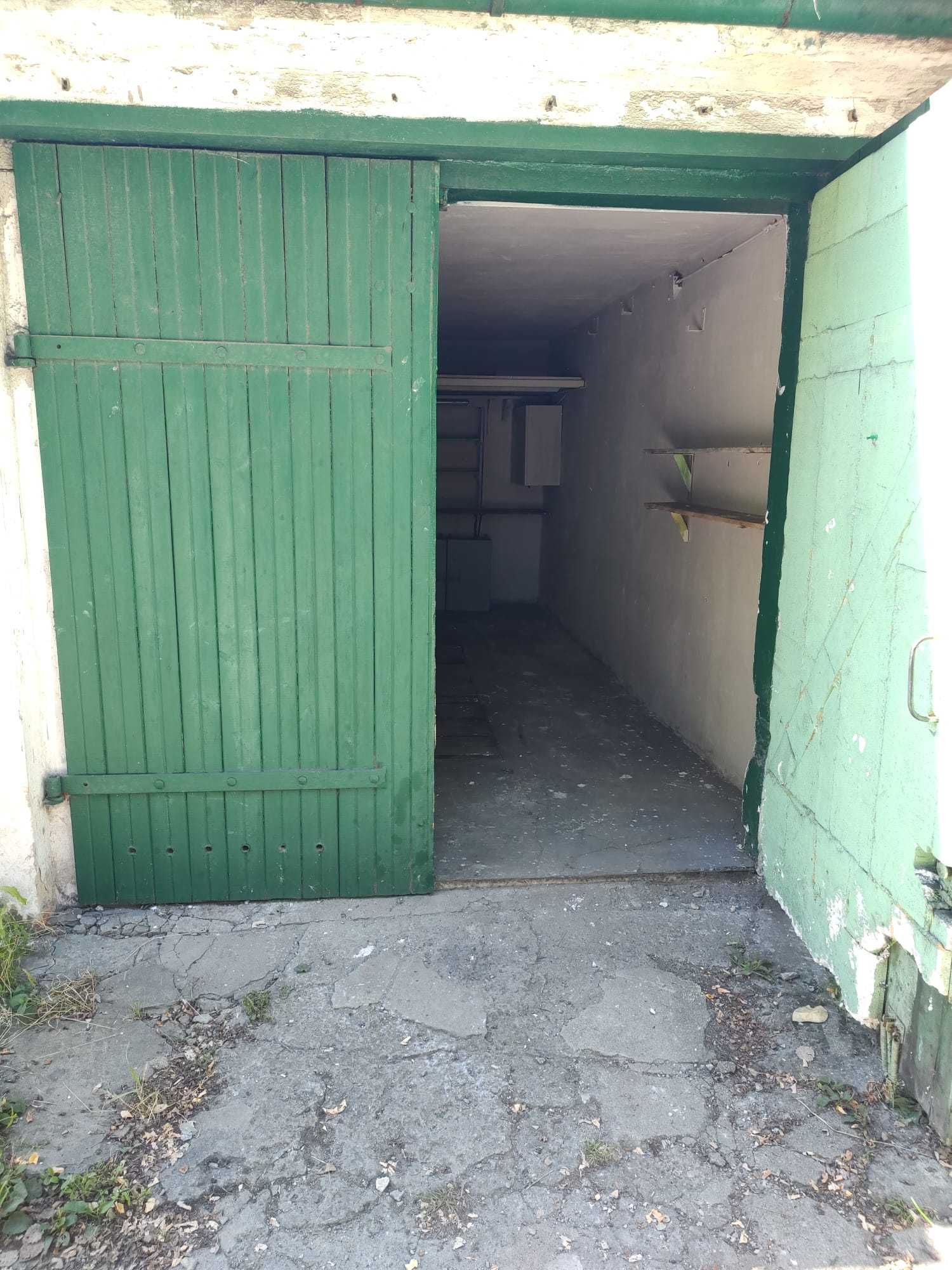 Sprzedam garaż Siemianowice - Michałkowice Ul. Obrońców Warszawy