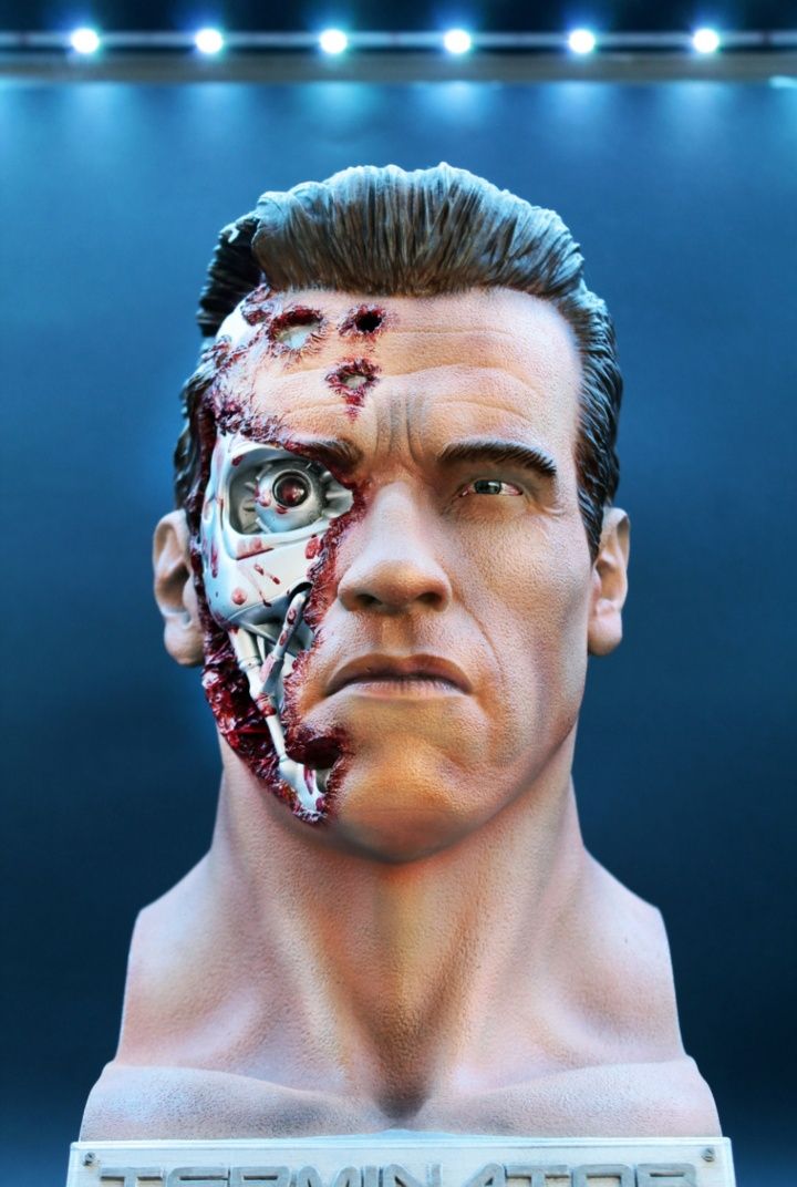 Busto Exterminador Implacável