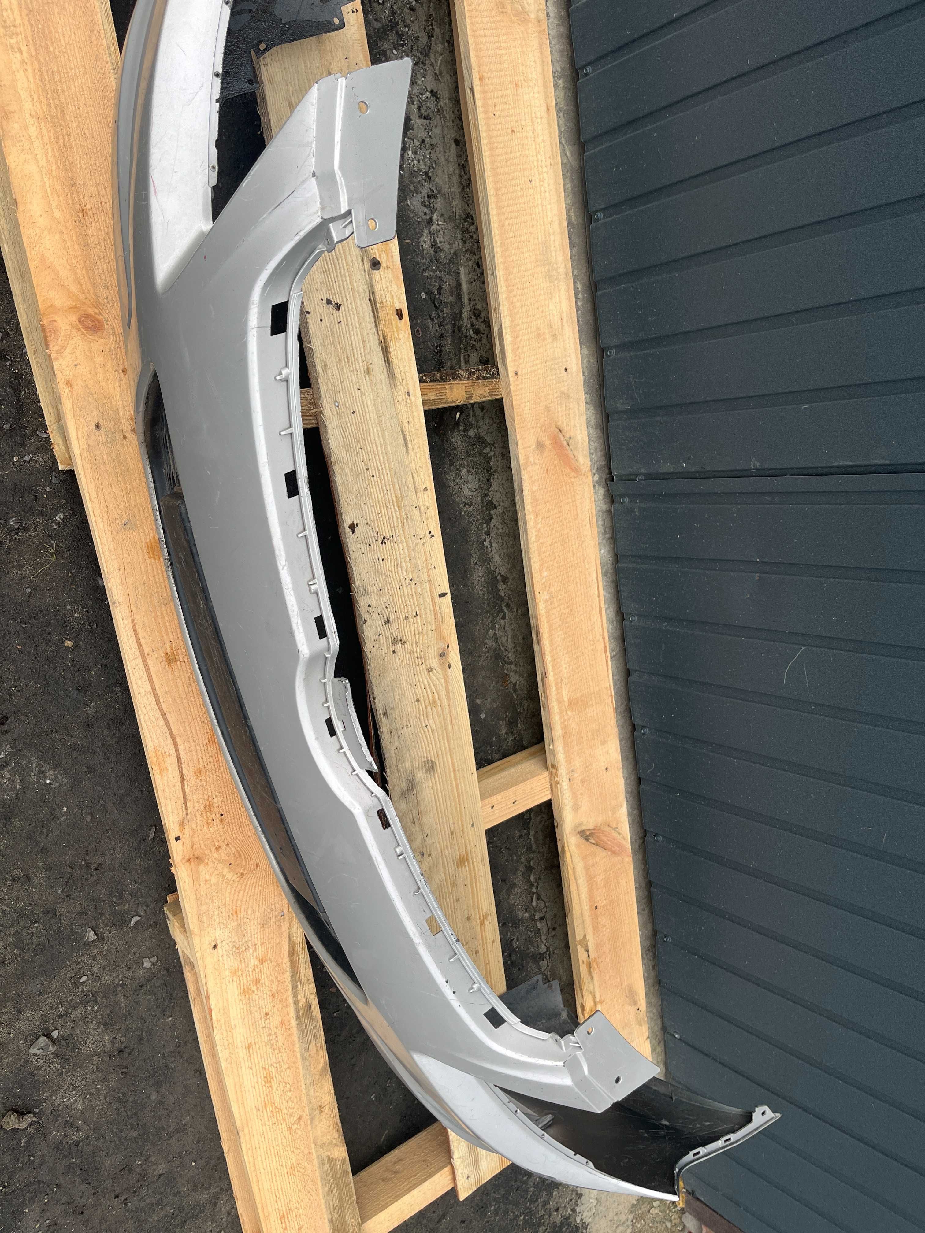 Бампер передній передний Hyundai I30 2009-2012 86511-2R000