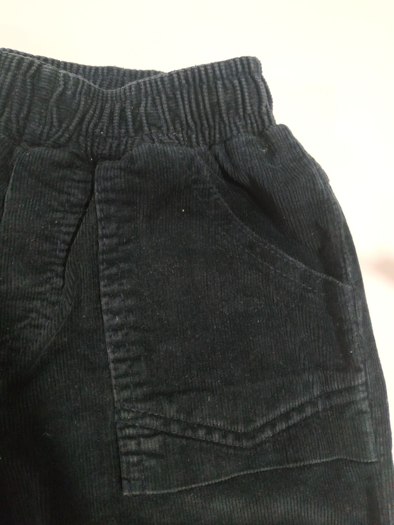 Spodnie chłopięce ze sztruksu, rozmiar 92