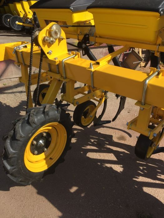 Культиватор междурядный КРН-5,6 (КПР-5,6)