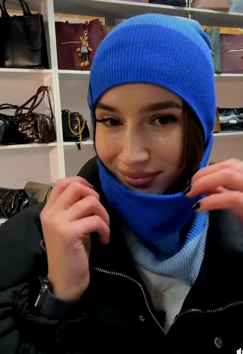 Шапка нова колір яскраво синій