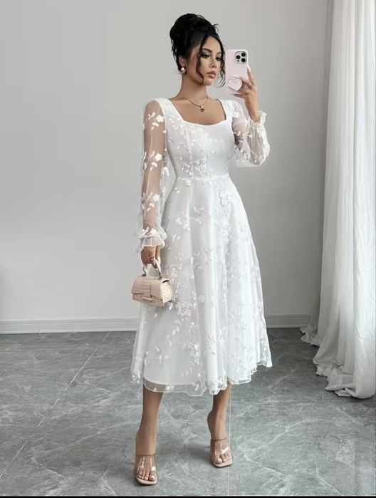 НОВЕ Плаття весільне s розмір з букетиком