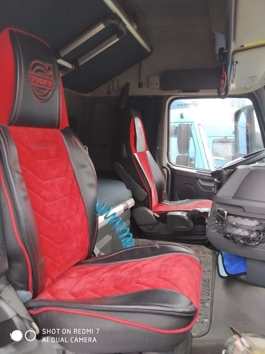 Продам Тягач Вольво с полуприцепы Шмиц.