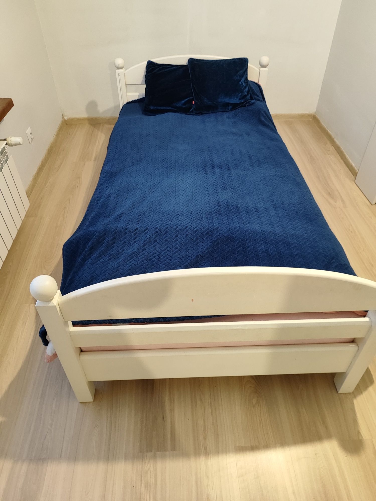 Łóżko dębowe 100x200 plus materac białe malowane drewniane