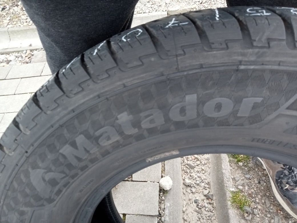 2x Opony Używane Całoroczne 225/70R15C Matador