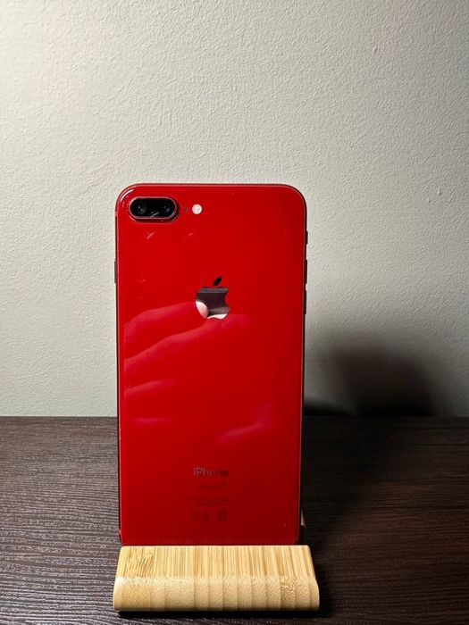 Продам Iphone 8 plus 64 gb Red