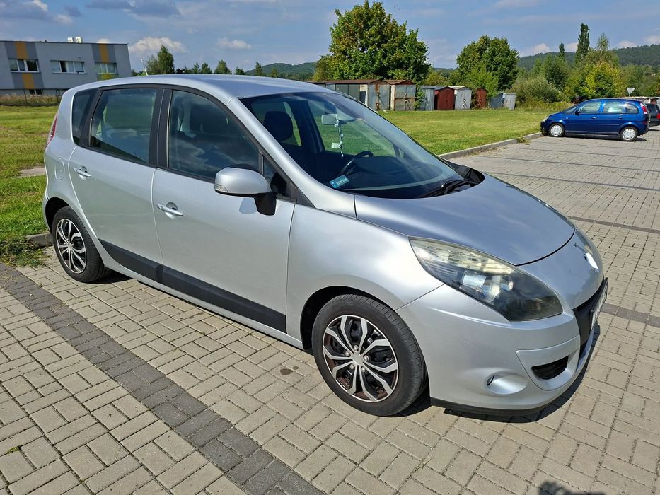 Renault Scenic Renault Scenic 2010 r. 1.6 benzyna/gaz