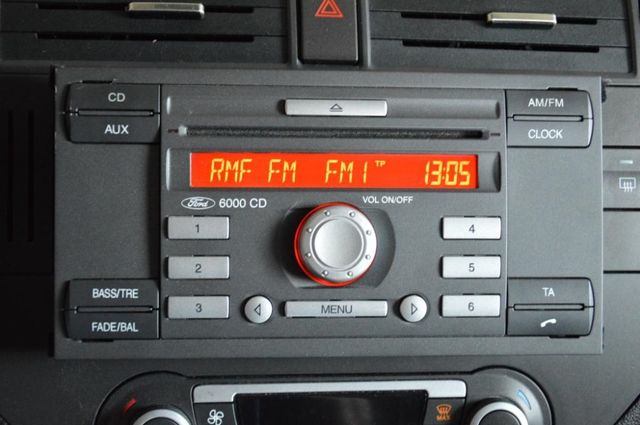 Oryginalne radio Ford 6000 CD z kodem Ford Fiesta Fusion