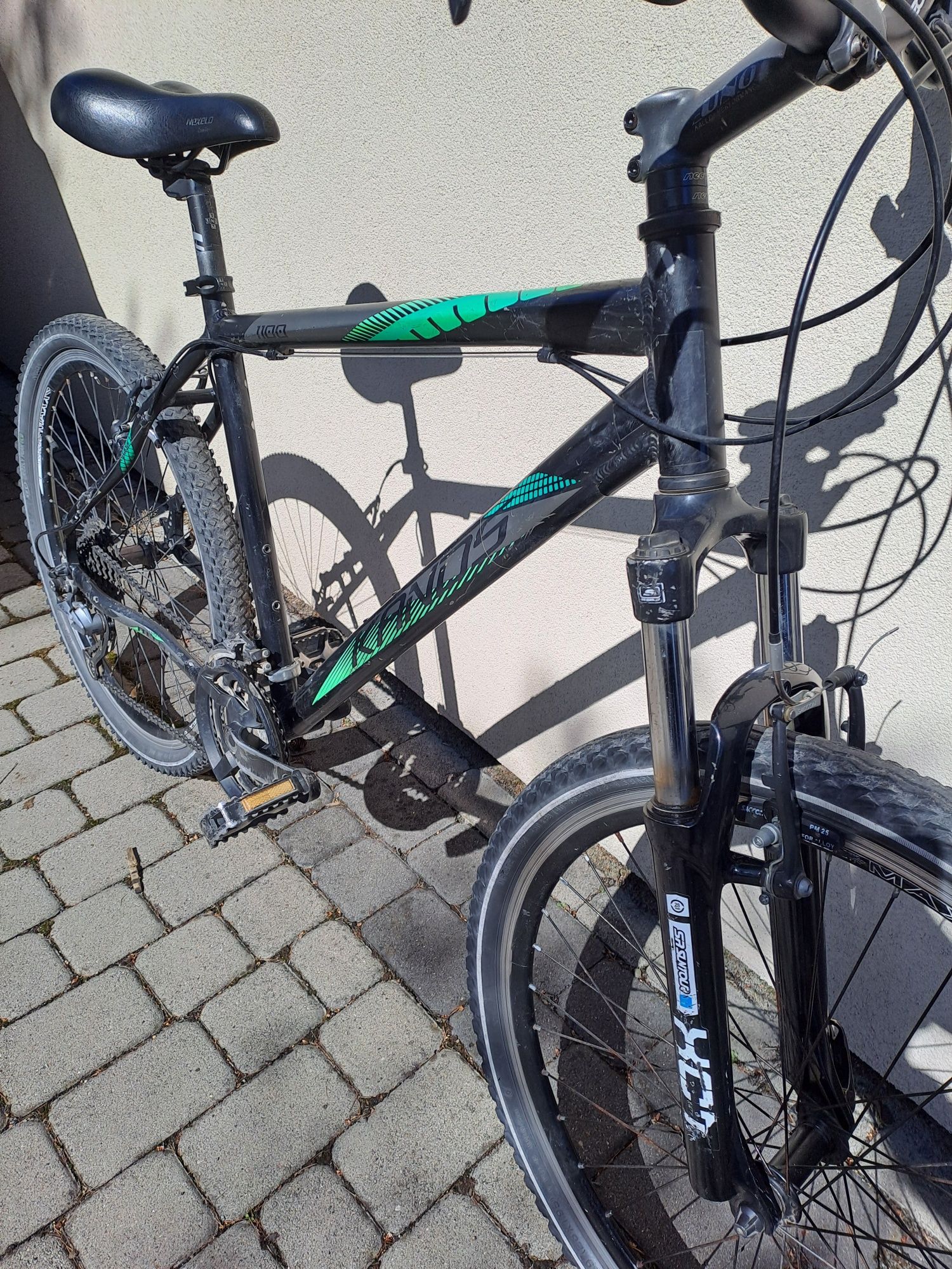 Rower Kands EN-1100 L 26 cali trek specialized