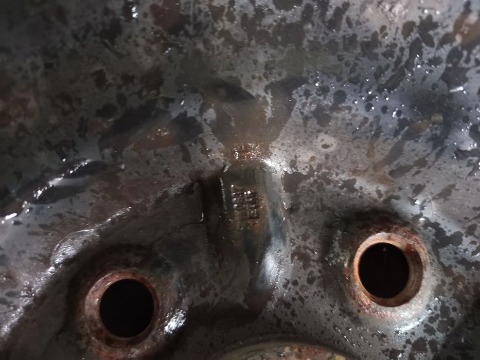 Opony zimowe Continental 205/55/R 16 z felgami gratis 2 sztuki