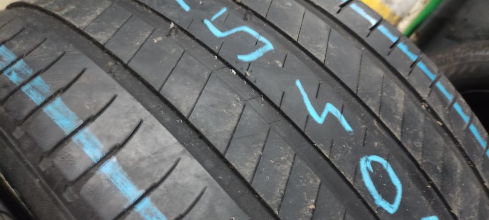 Pneus 275/45/21 e 315/40/21 Michelin