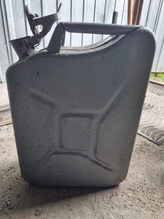Kanister zabytkowy 20 litrów