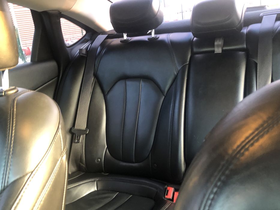 Chrysler 200 хамеліон синій