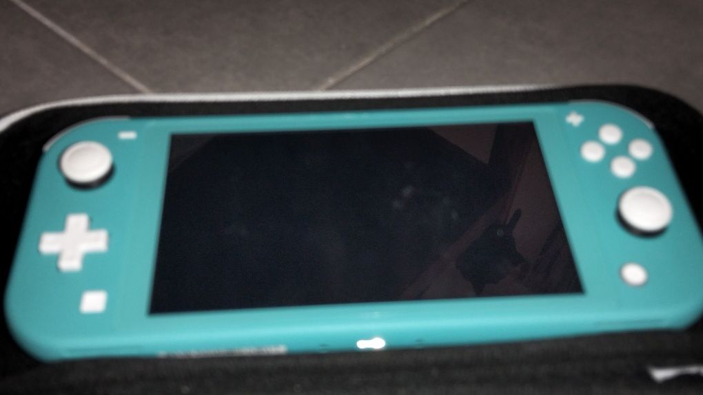 Nintendo Switch Lite cor Ciano