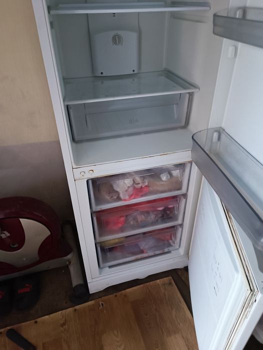 Холодильник  б. У.