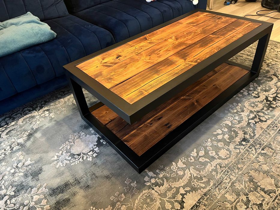 Stolik kawowy w stylu Loft do salonu lub na balkon.