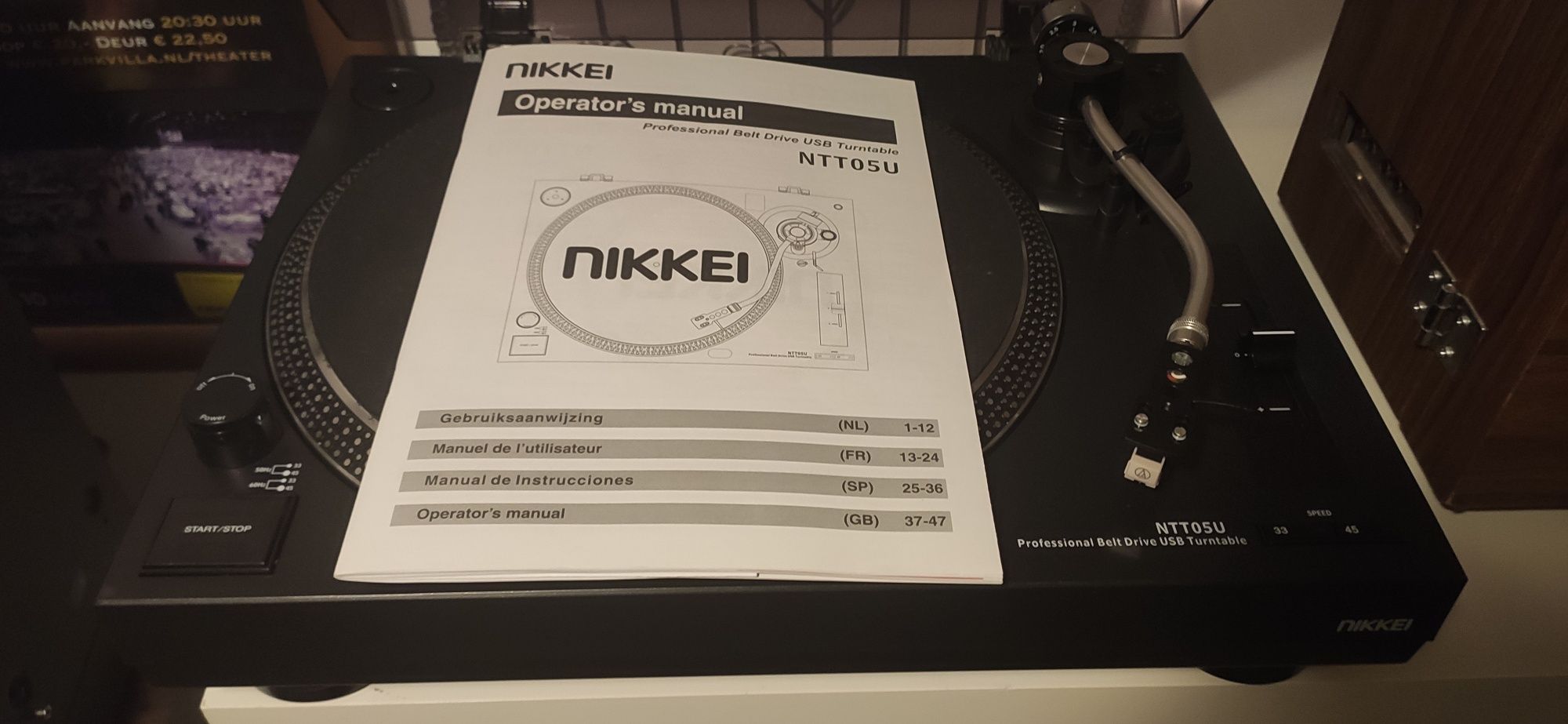 Gramofon Nikkei NTT05U