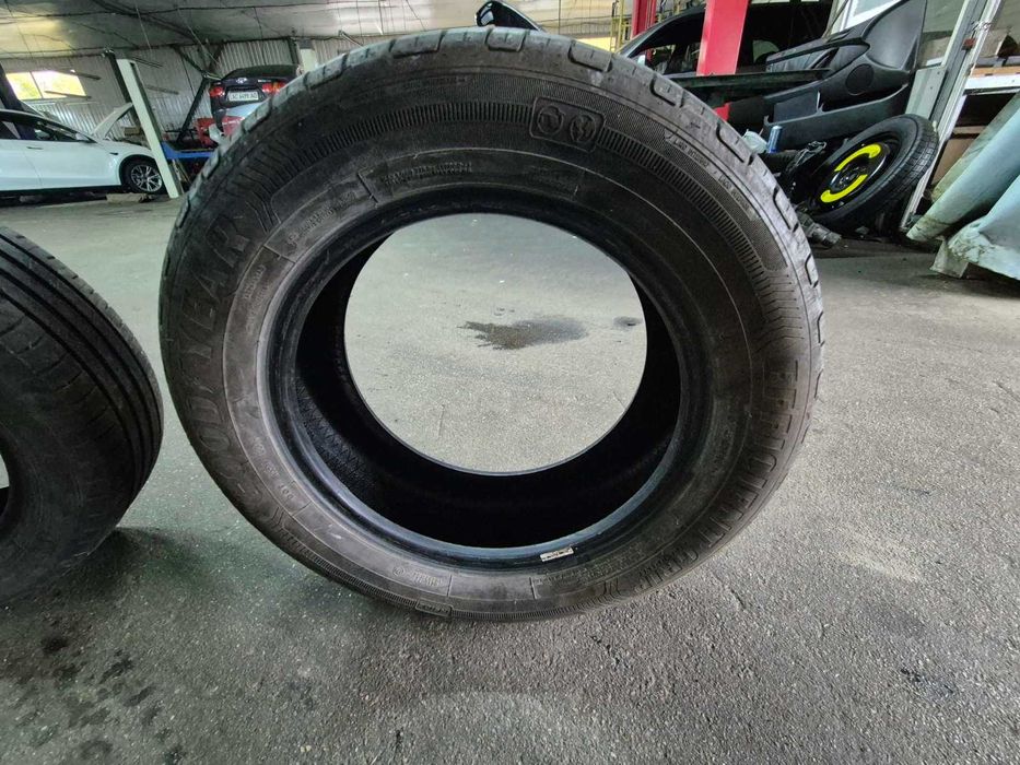 Покрышки летние goodyear efficientgrip  215/60 r16 та 205/60/R16