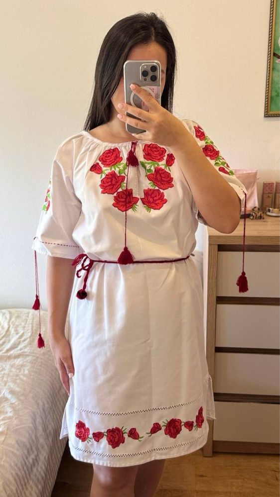 Жіночі вишиванки