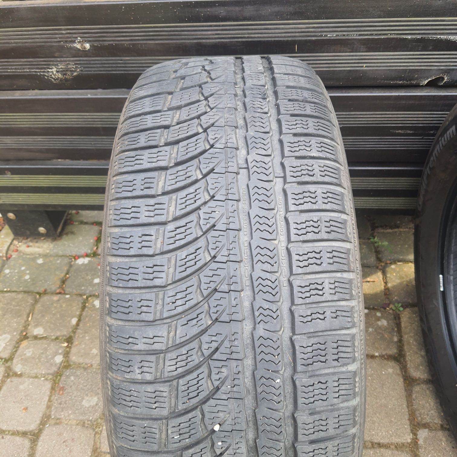 Opona Nokian WR A4 235/55/17 6.3mm 18.r