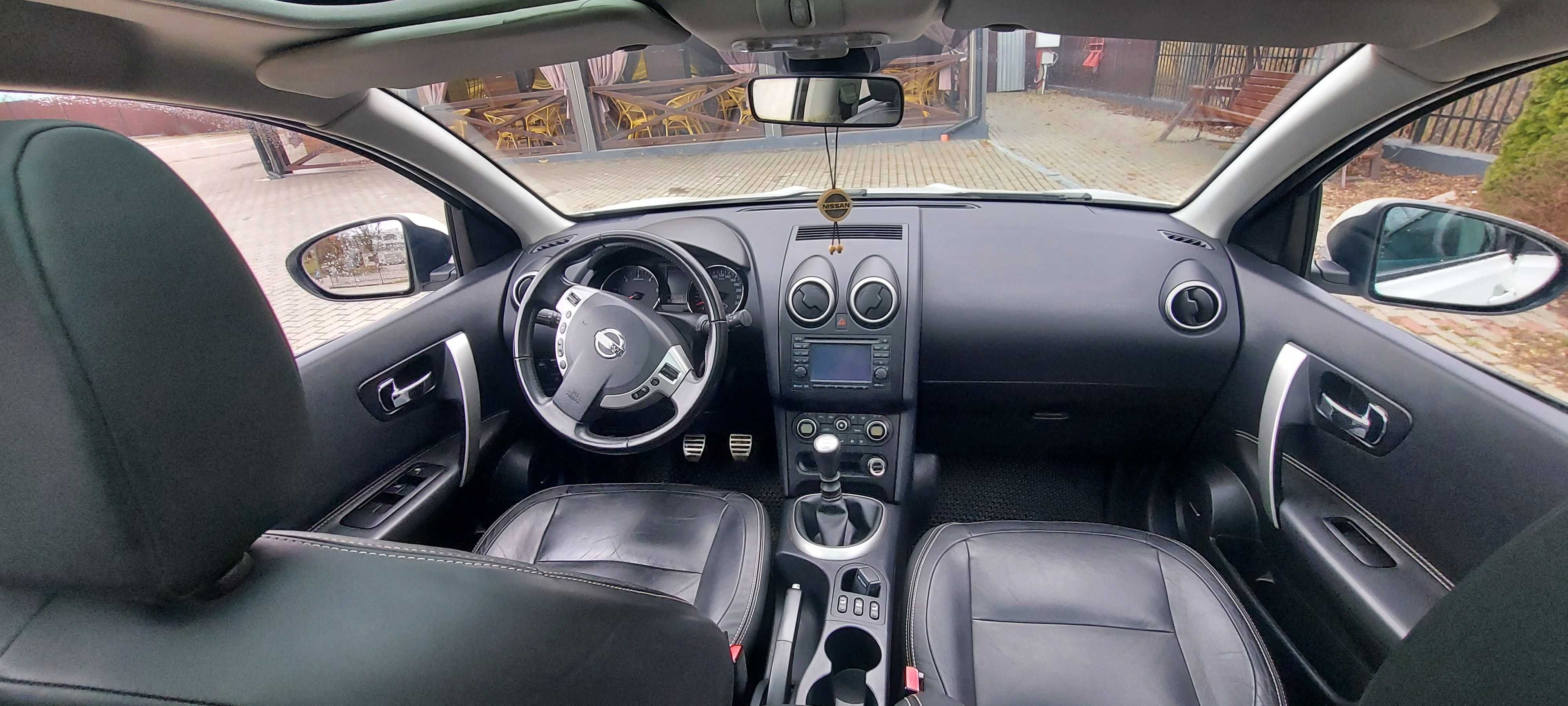 Nissan Qashqai+2 (2010 2.0 Дизель)