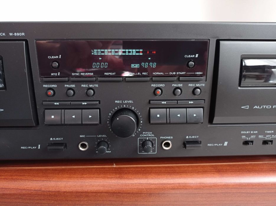 Magnetofon TEAC W-890R