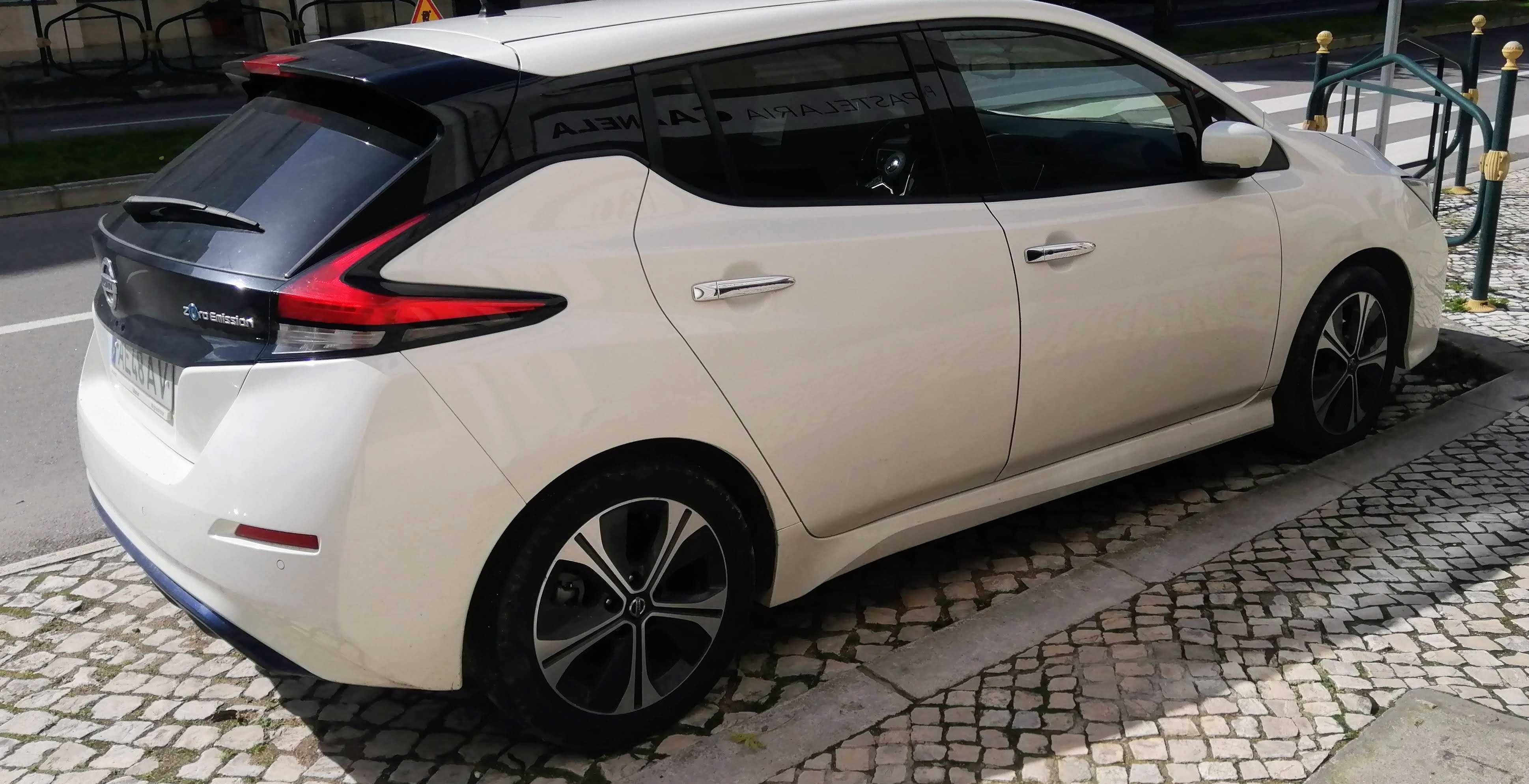 Leaf N-Connecta 12/2020 com oferta de uma revisão