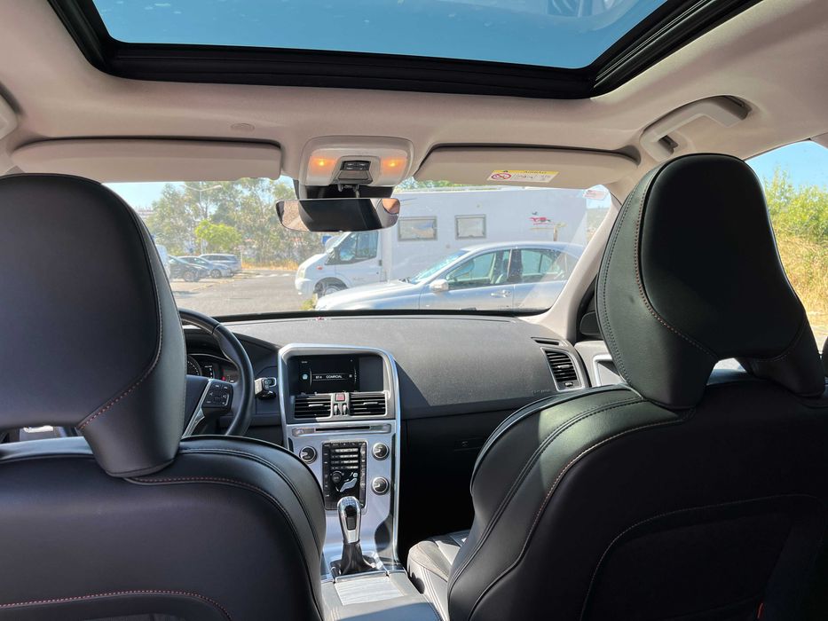 Volvo XC 60 2.0 D4 VOR - NACIONAL