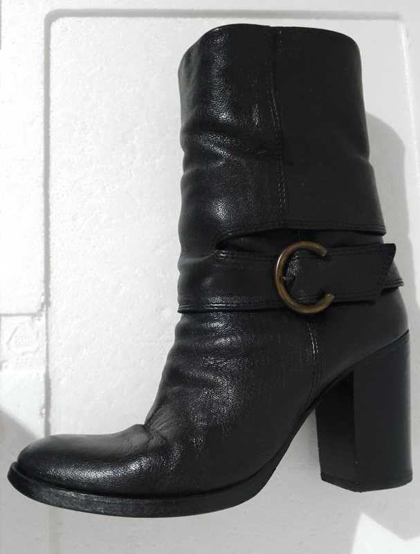 Botas como novas da PROF