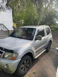 Mitsubishi Pajero 2.5