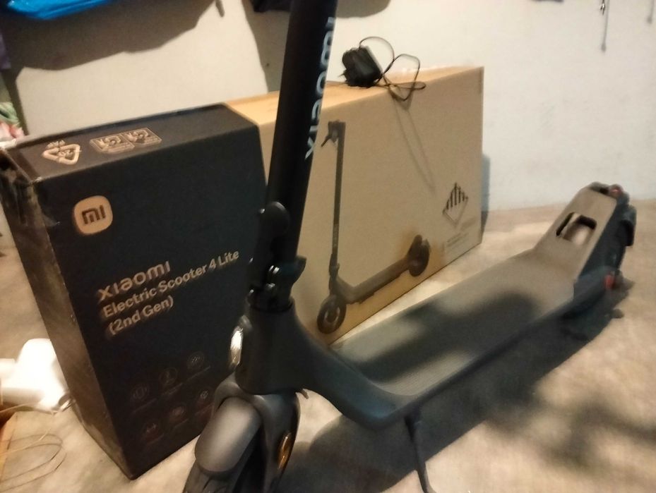 Trotinete Xiaomi 4lite 2gen