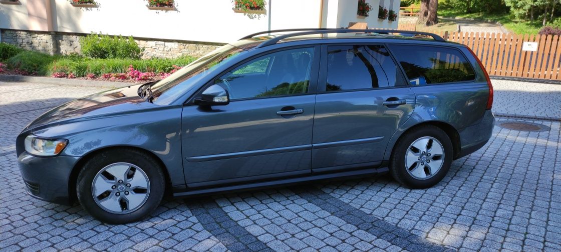 Volvo V50 1.6d drive 109km 2009r